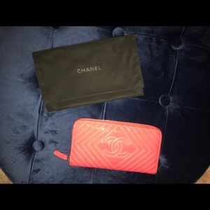 Used Chanel wallet